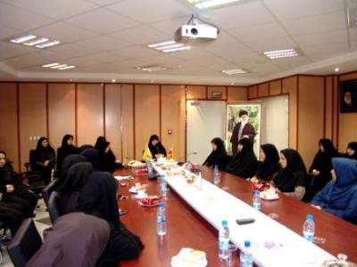 برگزاري جلسه عفاف و حجاب با حضور خواهران كارمند شركت گاز گيلان