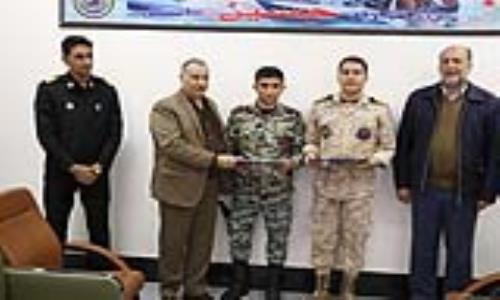 از پرسنل نیروی دریایی ارتش بجهت پاسداری از تاسیسات گاز تجلیل بعمل آمد