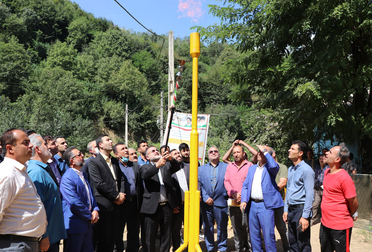 مشعل گاز در 2 روستای کوهستانی شفت روشن شد