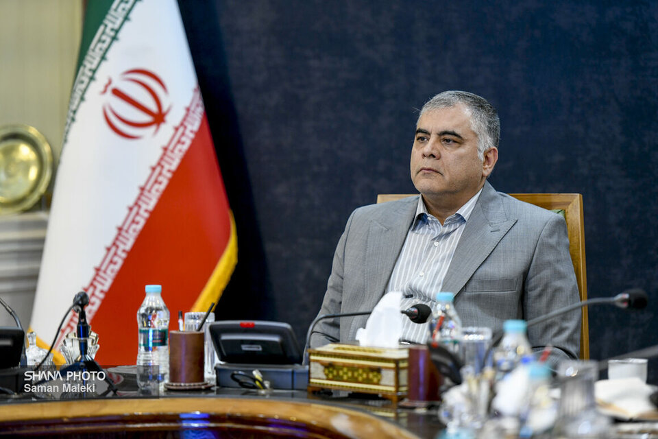 وزیر نفت تأکید کرد: ضرورت تداوم برگزاری نشست‌های مدیریت پروژه بازسازی پالایشگاه‌های آسیب‌دیده