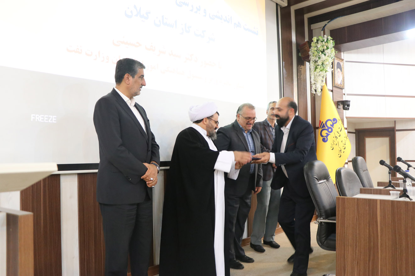 تاکید مشاور وزیر نفت بر اجرای کامل قوانین مصوب مرتبط با ایثارگران