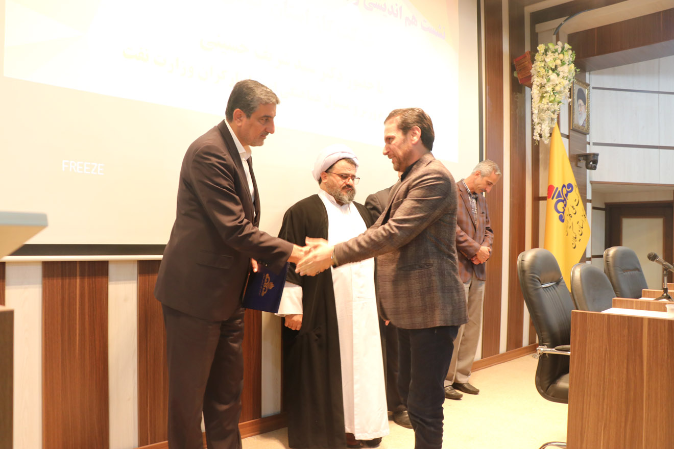 تاکید مشاور وزیر نفت بر اجرای کامل قوانین مصوب مرتبط با ایثارگران