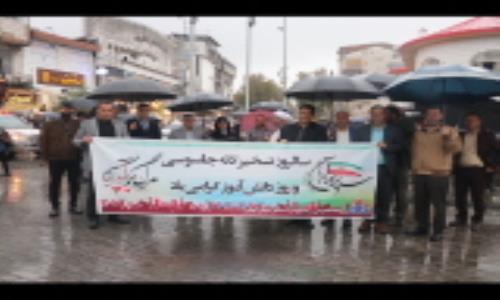 حضور مديرعامل و كاركنان شركت گاز گيلان در راهپيمايي 13 آبان 
