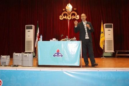 همايش دهياران روستاهاي تابعه رشت در شركت گاز استان گيلان
