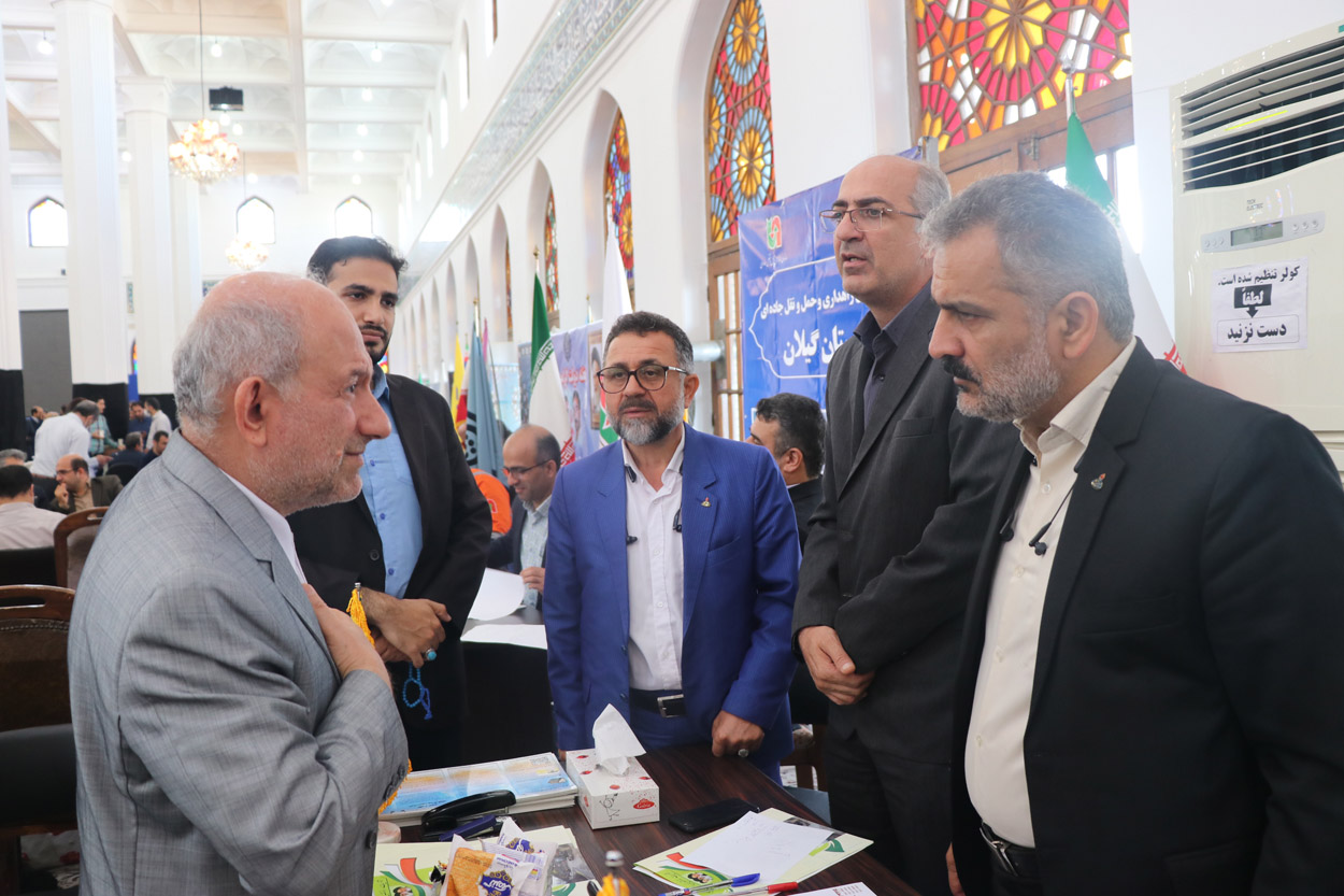 میز خدمت شرکت گاز استان گیلان در مصلی امام خمینی (ره) رشت برگزار شد