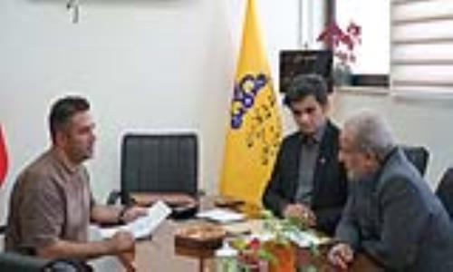 همزمان با هفته دولت برگزار شد؛ دیدار چهره به چهره سرپرست شرکت گاز استان گیلان با مراجعین