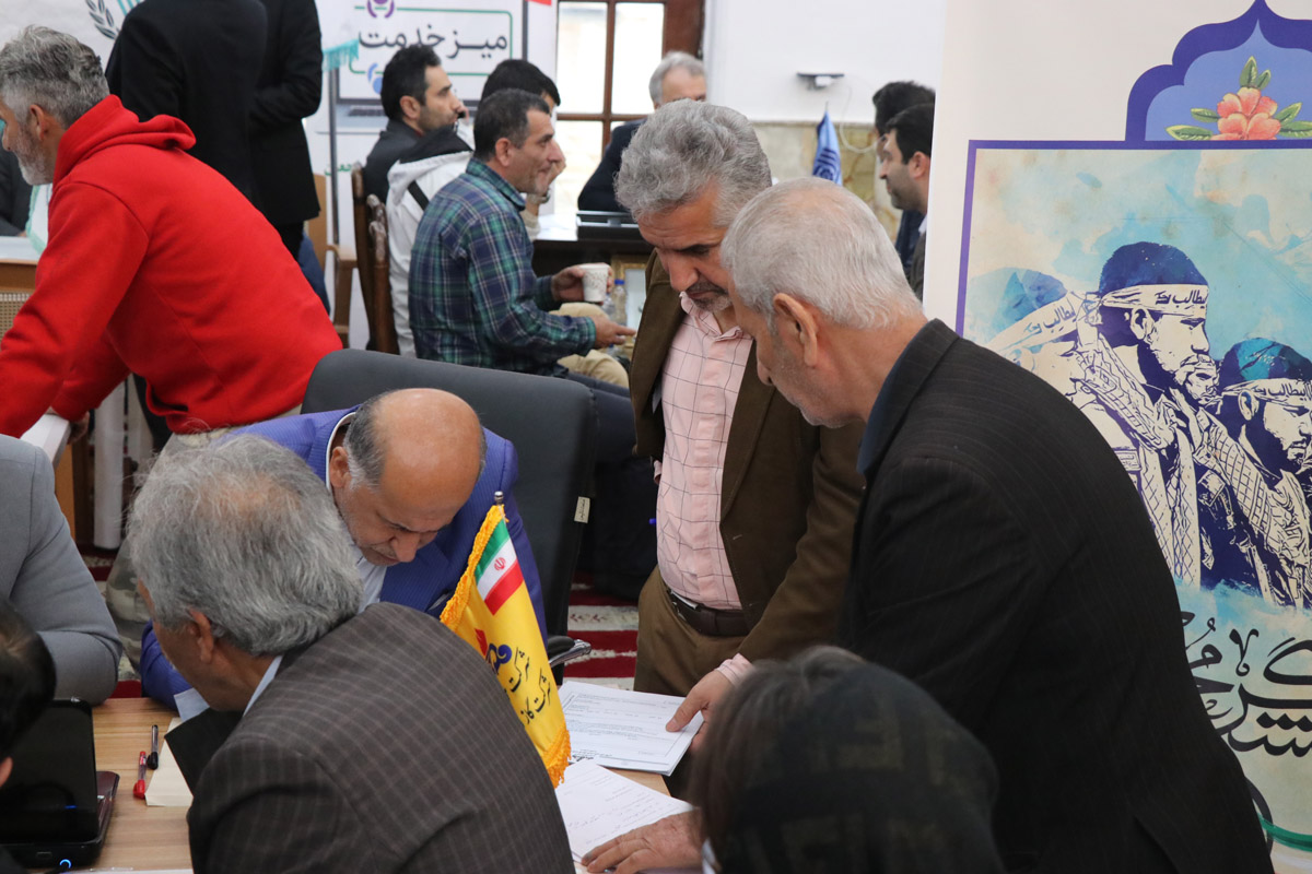 میز خدمت جهادی شرکت گاز استان گیلان در مصلی رشت برگزار شد