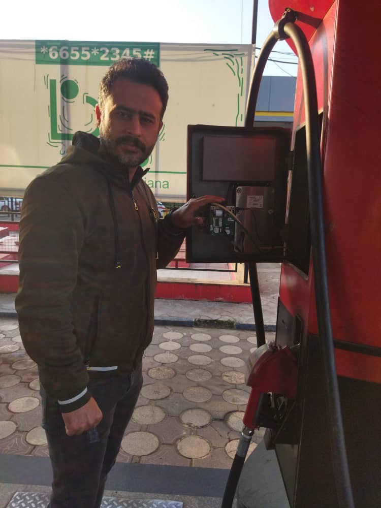 تلاش کارکنان واحد فناوری اطلاعات و ارتباطات گاز گیلان برای راه اندازی مجدد جایگاه های سوخت