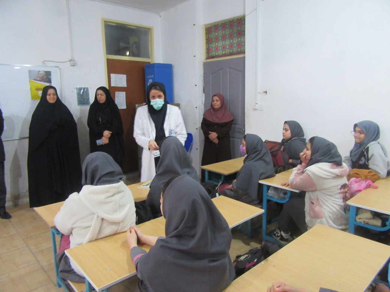 از دانش آموزان برگزیده جشنواره نقاشی و انشانویسی مصرف بهینه و ایمن گاز طبیعی تجلیل شد