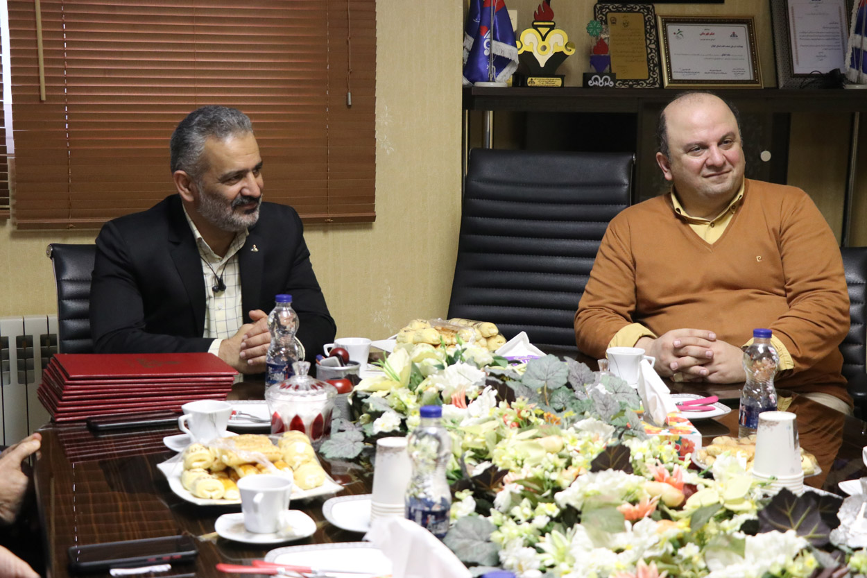 مدیرعامل شرکت گاز استان گیلان از پرستاران بهداشت و درمان صنعت نفت تقدیر کرد